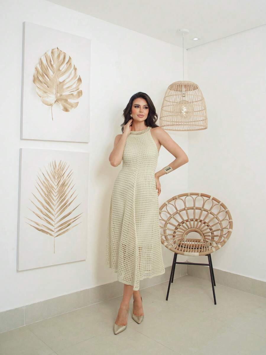 Women's Lace Knit Midi Dress With Pearl Buttons, Elegant Crochet Dress For The Beach, New Year's Eve, White - 離開 - 查看 1