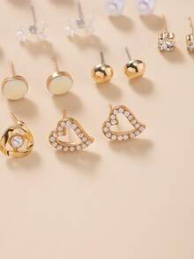 Bộ 30 đôi khuyên tai đính đá hình trái tim, lá, hoa, chữ cái bằng kim loại bạc dành cho nữ - Nhiều màu - Xem 5