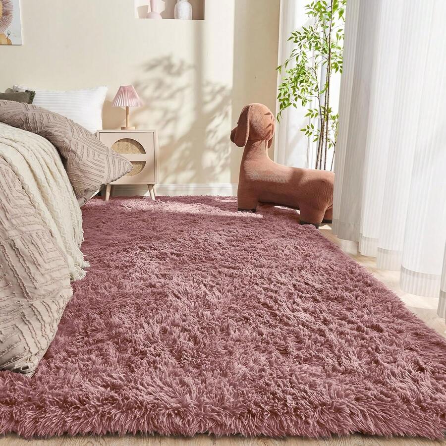 Large Shaggy Area Rug For Living Room & Bedroom – Stain-Resistant Fluffy Carpet With 1.4 In High Pile, Plush Aesthetic Throw Rug, Non-SIip Rubber Backing With 4 Anti-SIip Pads, Durable Edge Stitching – Cozy Minimalist Decor – Great Gift For New Year ! - Bụi hồng - Xem 1
