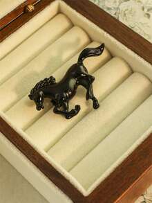 1pc Retro Minimalist Spirit Galloping Horse Brooch, Alloy Decorative Clothing Accessory, 3D Horse Year Lapel Pin