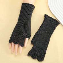 A Pair Of Women's Autumn And Winter Short Fish Scale Knitted Gloves Fashionable Personality Outdoor Warm Cold-Proof Fingerless Arm Sleeves Student Decorative Finger Gloves - Khaki - View 6