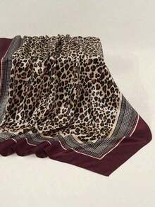 1pc Women's 90CM Fashion Scarf With Leopard Print, Satin Square Bandana Headscarf, Spring/Summer - 酒紅色 - 查看 4