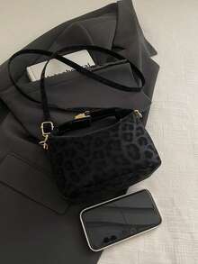 Mini bolsa fashion com estampa de leopardo e cadeado, bolsa hobo minimalista, bolsa vintage minimalista com estampa de leopardo, bolsa minimalista fashion, bolsa quadrada pequena, bolsa baguette vintage fashion, bolsa axila minimalista versátil fashion, bolsa quadrada pequena fashion para viagem, bolsa de ombro/cruzada versátil - Preto - Ver 10