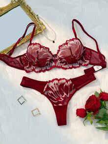 2PCS Women's Black And Red Lace Lace Hem Sexy Lingerie Set, Semi Transparent Lace Lingerie And Underwear, Daily Halloween Gothic Style And Other Daily Party Women's Two Pieces Set