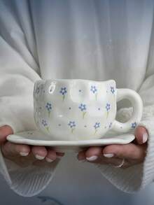 Tasse à café et soucoupe en céramique rose à motif floral, mug peint à la main, tasse en céramique élégante pour la maison, le petit-déjeuner, le lait, cadeau de Noël - Petites fleurs bleues - Voir 7