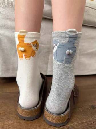 3 Pairs Random Cute Cat, Egg And Bell Pattern Socks, Suitable For Autumn/Winter, Christmas, Back To School Season, Also Can Be Given As Gifts