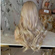 Farbverlauf Aschblond Perücken mit braunen Highlights 13x4 Lace Front Perücke lange Körperwelle frei stylen vorgerupft synthetische Fasern 26 Zoll für Frauen - Markieren Sie Blond - Übersicht 4