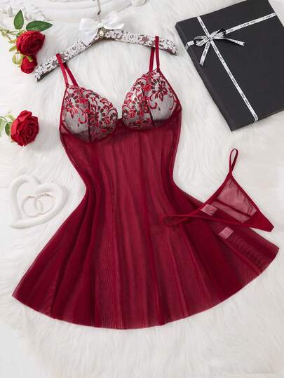 2PCS Women's Black And Red Contrasting Embroidered Floral Emotional Lingerie Set, Red Christmas And Halloween Gifts,Semi Transparent Hollow Daily Suspender Pajamas, Black And Red Gothic Style Halloween Fun Nightgown