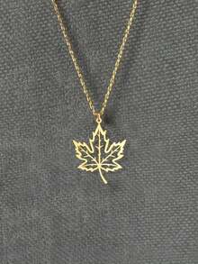 1 Pc Suteyi Minimalist Leaf Necklace, Maple Leaf Pendant, Nature Style Jewelry -, Stainless Steel Maple Leaf Hollow Necklace - Pendant Necklace - View 3