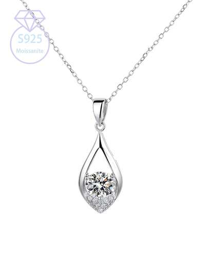 KAHOOT A 925 Silver 1 Carat Moissanite Teardrop-Shaped Necklace, A Couple's Pendant Necklace For Men And Women, A Gift For Autumn And Winter Holidays, Suitable For Daily Wear, Weddings, Gatherings And Parties, And Suitable For Valentine's Day, Christmas, Thanksgiving, Halloween, Birthdays And Anniversaries. It Comes With A Gift Box.