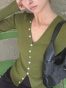 YROOE Fashionable Women's Autumn/Winter Slim Fit Elegant Solid Color Knitted Long Sleeve Top, European & American Style