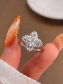 1pc Lucky Exquisite Four Leaf Clover Ring Ladies Jewelry For Women 925 Sterling Silver Birthday Ring Fine Jewelry For Girls Birthday Prom Party Gifts