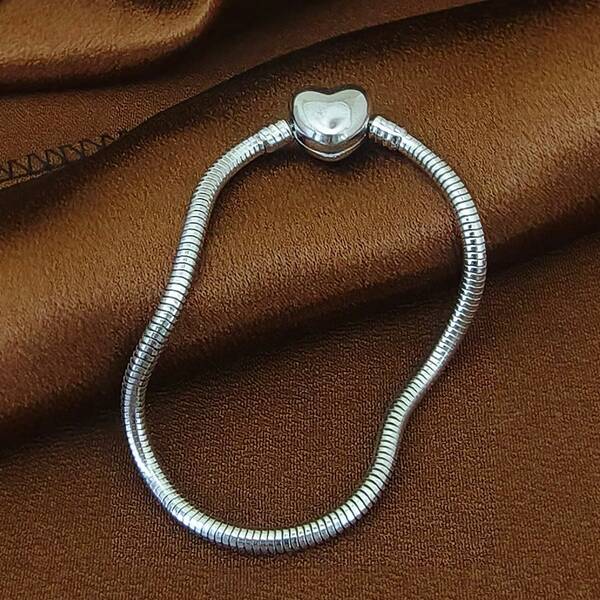 1 pezzo Braccialetto minimalista in acciaio inossidabile a forma di cuore, gioiello versatile fai-da-te per donne