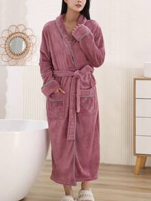 1 pieza Bata casual de unicolor con cinturón, cuello vuelto y bolsillo, de felpa de coral y franela gruesa, cálida para otoño/invierno - Morado - Ver 7