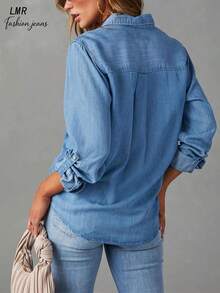 Women's Casual Front Button Long Sleeve Denim Shirt With Pockets - Light Wash - View 4