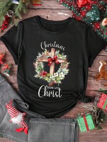 Women's Christmas Cross Wreath T-Shirt | 100% Cotton | Soft Comfortable | Holiday Gift Idea | Casual Wear for Christmas | Unisex Round Neck Top - Negro - Ver 2