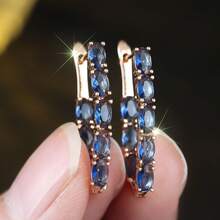 زوج من أقراط نسائية أنيقة، بشكل بيضاوي مرصع بالزركونيا اللامعة، هدية عيد