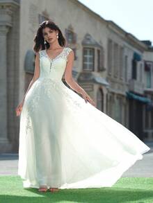 YOUKEFEIER 2025 Latest Classic Elegant V-Neck Lace Embroidered Sequin Wedding Dress