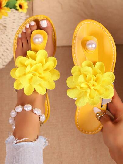 1 Pair Teens/Students Plus Size Fashionable Beaded Floral Beach Sandals, Casual Slip-On Flat Slippers, Suitable For Valentine's Day