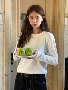 简约百搭白色长袖 T 恤，休闲宽松修身分层上衣，女士秋冬装 - 白色 - 查看 5