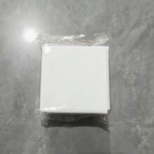 Estante de almacenamiento para báscula de pared - Instalación adhesiva sin costuras, organizador de plástico duradero y ahorra espacio, adecuado para baño y gimnasio en casa, soporta hasta 10kg, almacenamiento y organización de baño, diseño elegante, estructura resistente, compartimento de almacenamiento