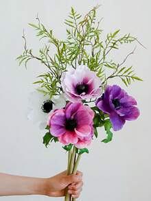 Buquê de Flor de Lótus Prateada Tipo Seda, Design de Flor Redonda Vermelha e Branca Estilo Natalino, Decoração Floral Artificial Elegante, Decoração de Mesa para Feriados, Decoração de Casa de Inverno/Presente de Natal - Multicolorido - Visão 2