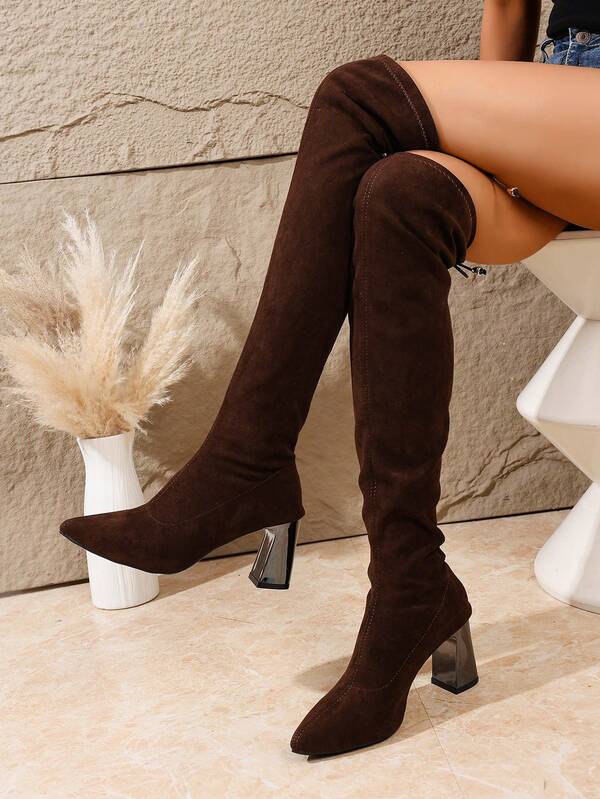 بوت نسائية طويلة حتى الركبة بأصبع قدم مدبب، تصميم إغلاق مطاطي بالسحاب، أنيقة وعصرية، كعب عالي مريح مناسب للمواعيد والتجمعات وعيد الحب، للخريف والشتاء