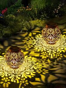 太阳能吊灯、带手柄的桌面太阳能灯、LED 太阳能摩洛哥灯笼、金属装饰花园灯、圣诞装饰户外太阳能灯，适用于花园、草坪、门廊、后院、露台和桌面 - 彩色 - 查看 10