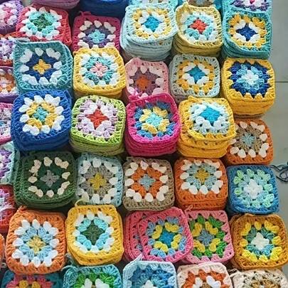 2/20 miếng vải vuông hoa dệt tay - Màu sắc rực rỡ, họa tiết hoa phức tạp, sợi len chất lượng cao, thích hợp để trang trí áo len, trang trí nhà cửa, trang trí quần áo và miếng lót giữ ấm, đồ trang trí thủ công, họa tiết trang trí, dệt thủ công, dùng cho chăn, khăn quàng cổ, vỏ chăn và khăn vuông bà - Bộ đồ thủ công hoàn chỉnh dành cho người mới bắt đầu và chuyên gia, túi đựng hoa móc, hoa móc