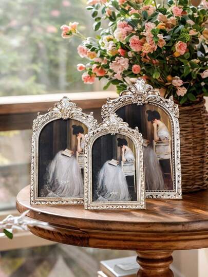 1 pieza Marco de fotos decorativo con arco floral en estilo vintage plateado, decoración de escritorio de estilo europeo antiguo para el hogar acogedor, adecuado para exhibición de fotos, decoración del hogar y accesorios de fotografía