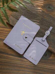 Takeoak Bộ 2 món gồm ví đựng hộ chiếu và thẻ hành lý dập nổi tên bằng nhũ vàng, tên cá nhân hóa, ví đựng hộ chiếu bằng nhung với khóa cài thời trang và thẻ hành lý, phụ kiện du lịch tùy chỉnh, bao bì quà tặng kèm theo, làm thủ công, thẻ ID thanh lịch, quà tặng du lịch thời trang, quà tặng cho phù dâu, quà tặng cho bạn bè, màu đỏ tía, quà tặng tựu trường, quà tặng học sinh, đồ dùng cần thiết khi đi du lịch. - Nhiều màu - Xem 19