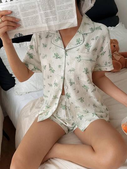 Conjunto de pijama feminino de 2 peças, blusa de manga curta com gola e estampa floral, bolso e shorts com laço, roupa de dormir feminina para todas as estações