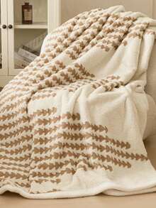 1pc Thick Double-Sided Taffeta Fleece Blanket, Edged Craftsmanship, Casual Nap Blanket, Suitable For Homestay, Dormitory, Home Bedroom, Sofa, Can Be Used As Office Nap Blanket, Decorative Blanket, Travel Blanket, Car Blanket, Can Also Be Used As A Quilt