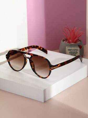 1pc Casual And Fashionable Women's Aviator Fashion Glasses Boho Shades Beach Accessories Beach Accessories For Women Glasses Shades Basics Fall Winter Women Outfits Clothes Business Casual Gifts Leopard For Summer Beach Vacation,Outdoor,Travel