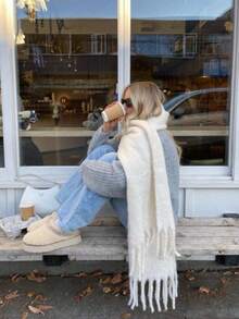 1pc Solid Color Thick Tassel Scarf, Soft & Warm, Windproof, Winter Warm Scarf, Fleece Fabric, 78.74 X 15.75 Inches, Black & White Fashionable Casual Daily Outdoor Style, College Style Accessory Women's Winter Scarf, Soft Fabric, Decorative Tassel Scarf, Unisex, With Tassel Scarf, Women's Winter Shawl - Multicolor - View 4