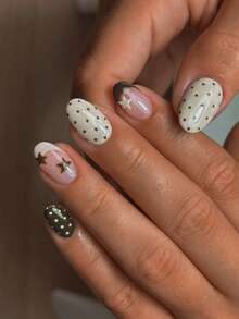 Bộ 24 móng tay giả ngắn hình oval, hình ngôi sao và chấm bi kiểu Pháp, làm từ acrylic, vừa vặn hoàn hảo. Bao gồm: 1 gel dán và 1 dũa móng. Dễ dàng sử dụng, kiểu móng Pháp cho nữ, bé gái, thích hợp đi làm hàng ngày, dự tiệc. - Nhiều màu - Xem 2