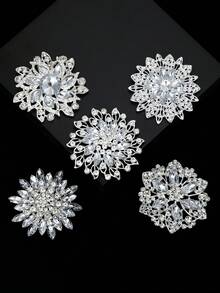 Sparkling Rhinestone Flower Brooches - Luxury Crystal Pins For Women Unisex Banquet Clothing Accessories/Friends Party Badge Gifts