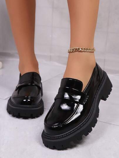 Women's Fashion Round Toe Chunky High Heel Chain Decor Slip-On Shoes, Versatile, Suitable For Spring/Autumn Music Festivals And Parties, Black, Glossy, Platform Chunky Heel Loafers, Women's Elevator Leather Flats, Business Casual Flat Shoes