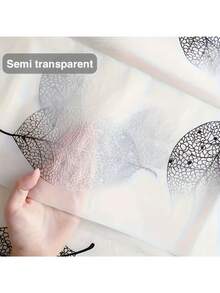 ستارة حمام من البولي إيثيلين الفينيل المقوى بنمط الأوراق، ستارة حمام سميكة بخطافات مقاومة للصدأ، بدون حاجة لثقب، تأتي مع 12 مشبك تعليق - مثالية لديكور المنزل وعيد الميلاد/هالوين - متعدد الألوان - مشاهدة 11