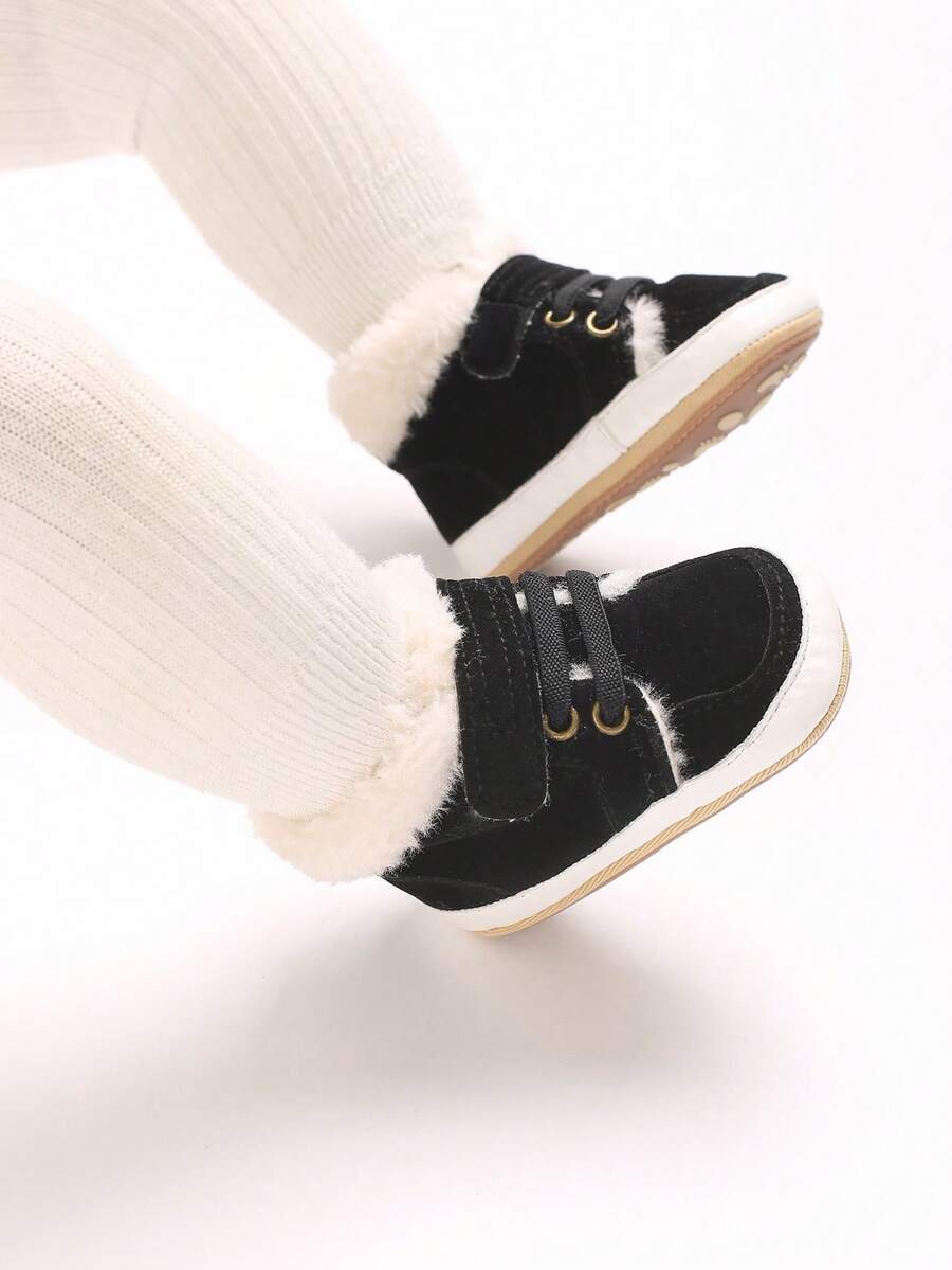Infant Toddler Shoes, Thick Thermal Lined 0-1 Years Old Infant Boys Girls Non-Slip Soft Sole Warm Snow Boots, Winter - Black - View 1