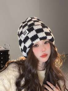 Gorro tejido con patrón de color a cuadros de otoño/invierno, gorro unisex para resaltar el rostro, orejera de mujer para mantener el calor en el frío