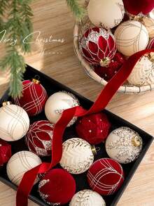 12 pièces Boules décoratives de Noël de 8 cm, ornements de Noël en strass floqués, boules décoratives en plastique à suspendre, convient pour la décoration du sapin de Noël, la décoration de la maison, la décoration de la chambre, la décoration du Nouvel An, les décorations de Noël, la décoration extérieure, la décoration de fête de Noël, les fournitures de fête de Noël, les ornements suspendus festifs thématiques de Noël, les décorations de fête d'événement, le coffret cadeau d'ornements de Noël, Bonne année, la décoration d'Halloween, les cadeaux pour les amis et la famille