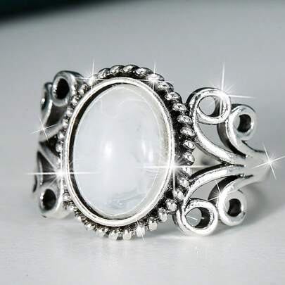 1 pièce Bague de style vintage bohème pour femme, plaquée argent avec pierre de lune synthétique incrustée. Convient comme cadeau et pour un port quotidien, parfait pour Noël, anniversaire pour la famille et les amis