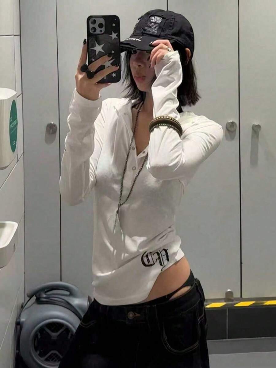 新款秋季女式简约美式朋克风格长袖连帽 T 恤，哥特式轻薄休闲短款上衣 - 白色 - 查看 1