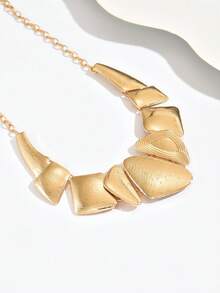 1pc Fashionable Personalized Exaggerated Metal Neck Scarf Necklace, Asymmetrical Geometric Shapes Mixed Metal Texture Necklace, Versatile For Daily Wear, Festivals, Party Dresses, Women Jewelry - Yellow Gold - View 3