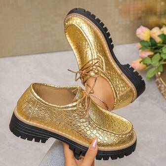 1 Pair Solid Color Retro PU Leather Hot Pressed Fashion Loafers, Suitable For Outdoor Wear All Seasons