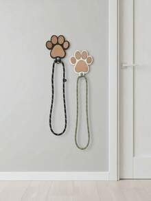 Wieszak ścienny na smycz dla psa w stylu farmhouse, drewniany pazur, organizer na klucze i akcesoria do rustykalnego wystroju domu, spersonalizowany uchwyt na smycz dla psa, wieszak na smycz z odciskiem łapy z litego drewna, wieszak ścienny w stylu farmhouse z grawerowanym imieniem zwierzaka, dekoracyjne znaki i tabliczki z imieniem zwierzaka, prezent dla właścicieli psów