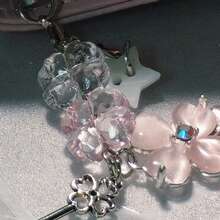 Porte-clés avec charm cristal trèfle à 4 feuilles, accessoire mignon Kawaii pour sac et téléphone, cadeau parfait pour la petite amie, la fille et les fêtes, portez votre chance partout