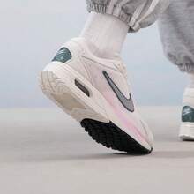 Women's Air Max Solo Casual Sneakers FN0784-006 - Black/Gray - View 4