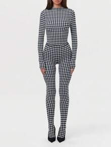 Bộ đồ nữ họa tiết răng cưa gợi cảm, ôm sát, thiết kế cổ áo quyến rũ, chất liệu co giãn tốt, ấm áp, hoàn hảo cho vẻ ngoài gợi cảm. Thích hợp cho kỳ nghỉ, tiệc tùng và mặc hàng ngày vào mùa đông. - Đen và trắng - Xem 5